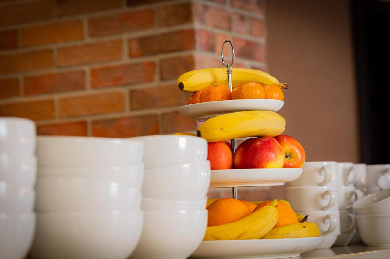 エステルゴム バジリカ アラット パンツィオ Bed & Breakfast エクステリア 写真